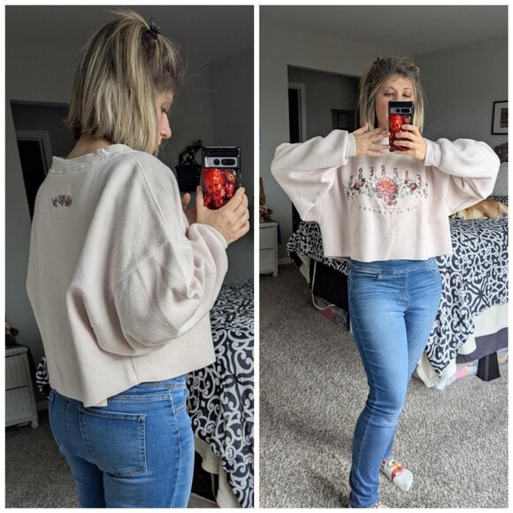 Express Sweatshirt - Picture 7 of 8